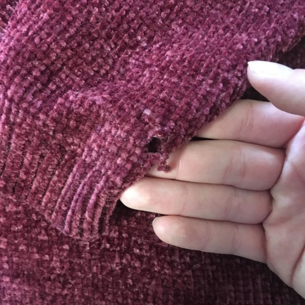 Cropped Sweater - Picture 3 of 3